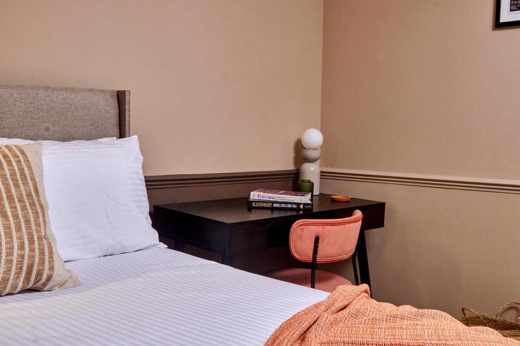 Settle In Winchester - Stylish Self Check-In Rooms Exteriör bild