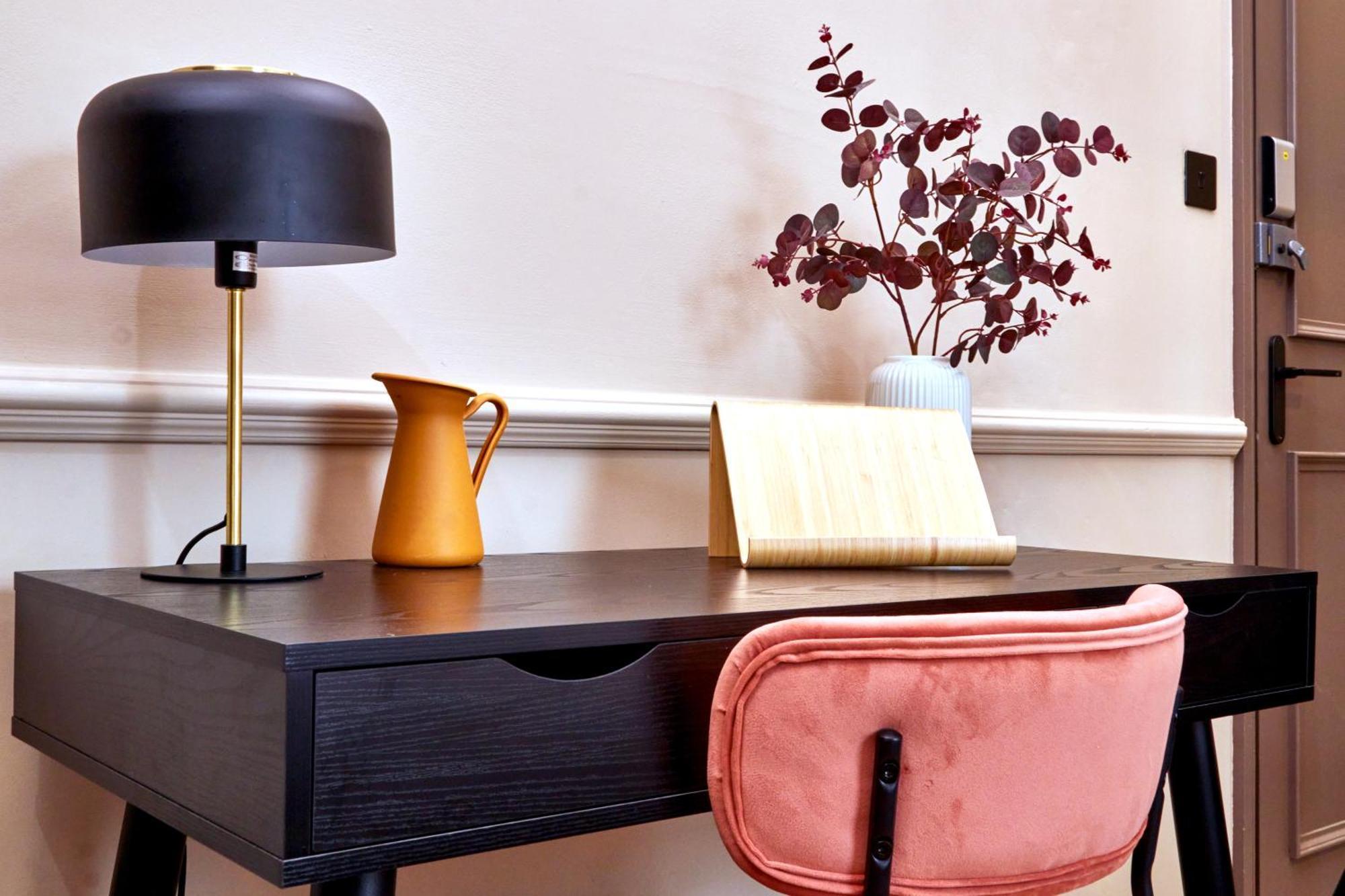 Settle In Winchester - Stylish Self Check-In Rooms Exteriör bild