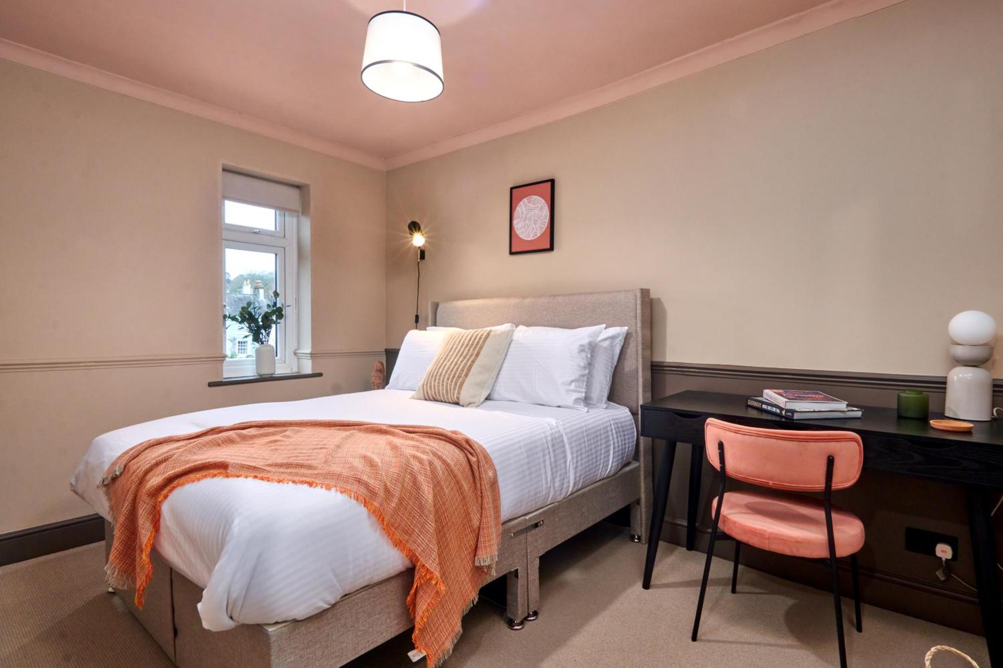 Settle In Winchester - Stylish Self Check-In Rooms Exteriör bild