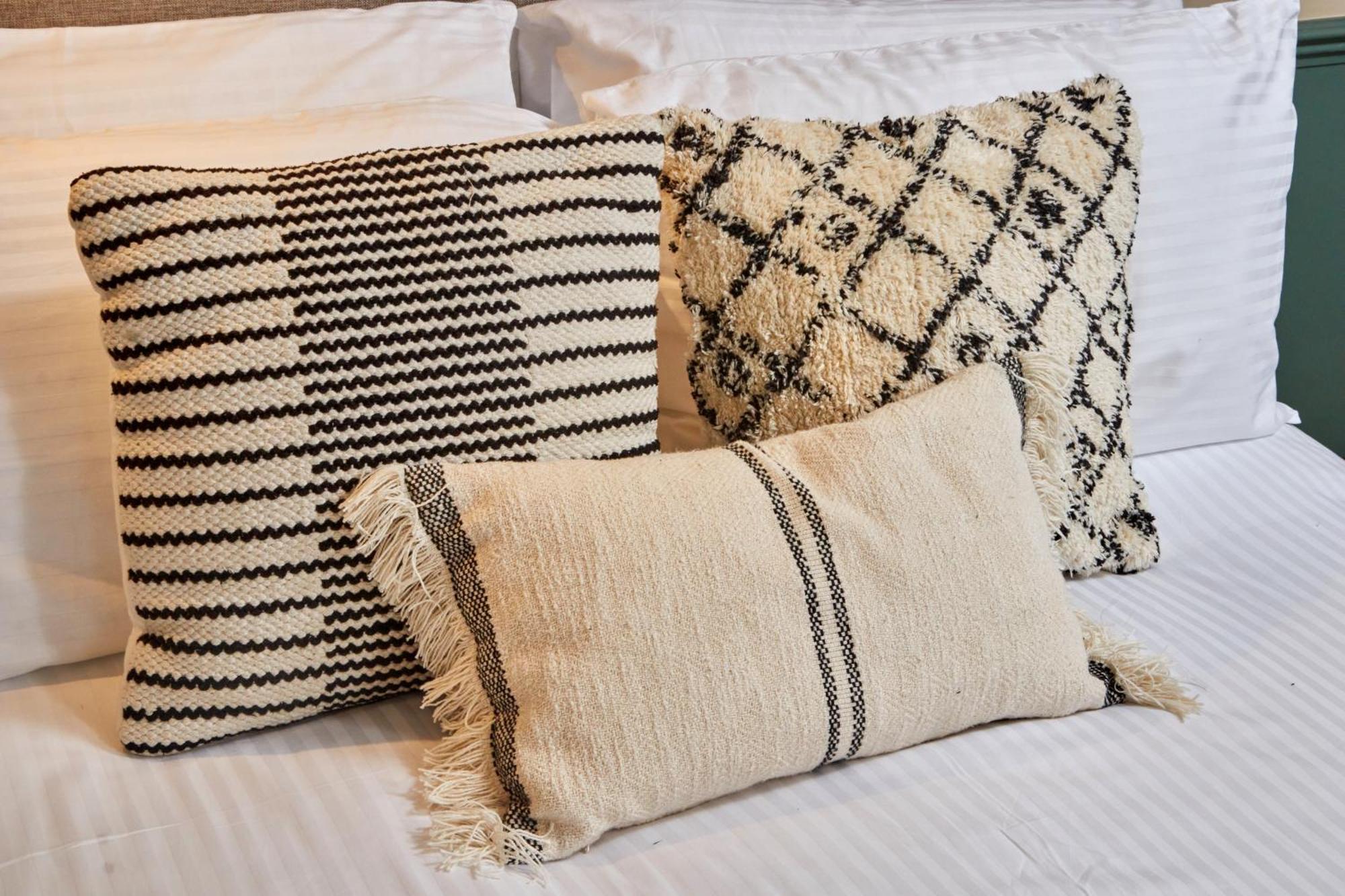 Settle In Winchester - Stylish Self Check-In Rooms Exteriör bild