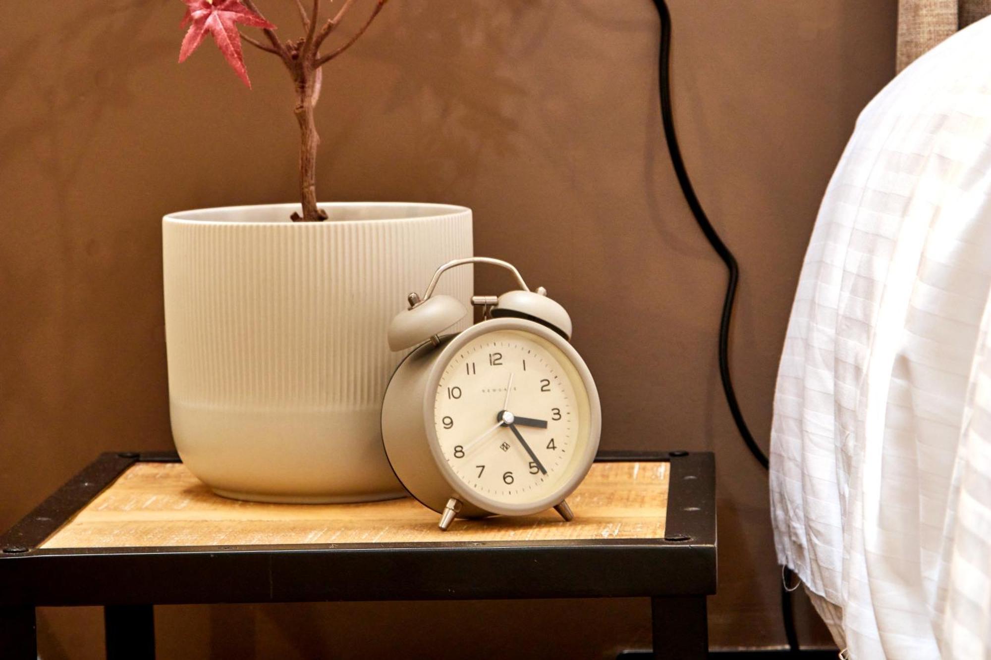Settle In Winchester - Stylish Self Check-In Rooms Exteriör bild
